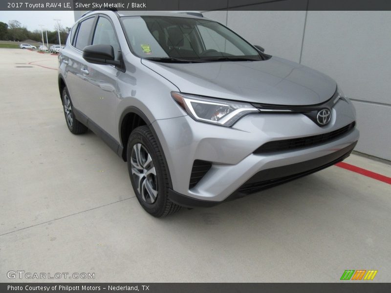 Front 3/4 View of 2017 RAV4 LE