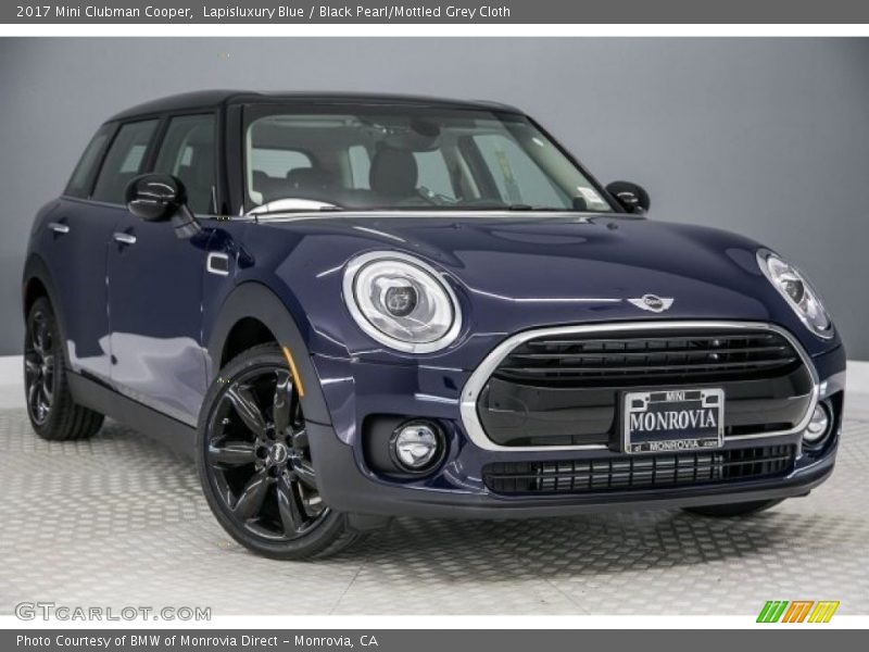 Front 3/4 View of 2017 Clubman Cooper