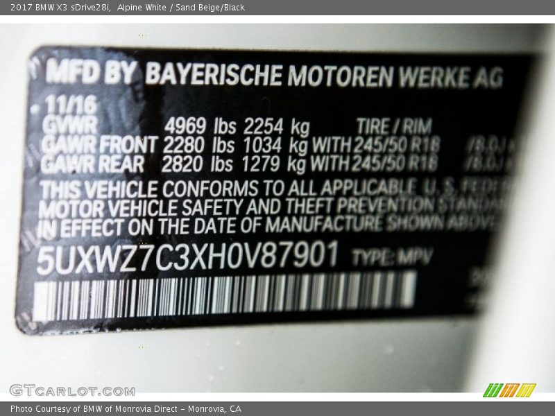 Alpine White / Sand Beige/Black 2017 BMW X3 sDrive28i