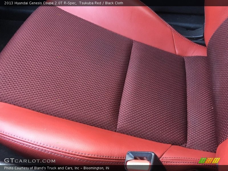 Tsukuba Red / Black Cloth 2013 Hyundai Genesis Coupe 2.0T R-Spec