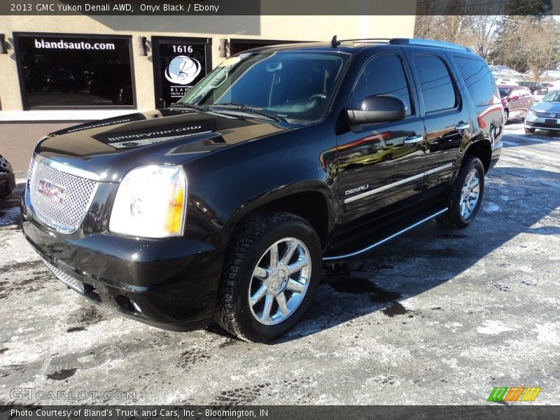Onyx Black / Ebony 2013 GMC Yukon Denali AWD