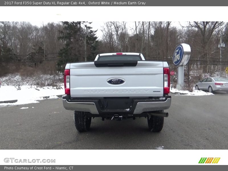 Oxford White / Medium Earth Gray 2017 Ford F350 Super Duty XL Regular Cab 4x4