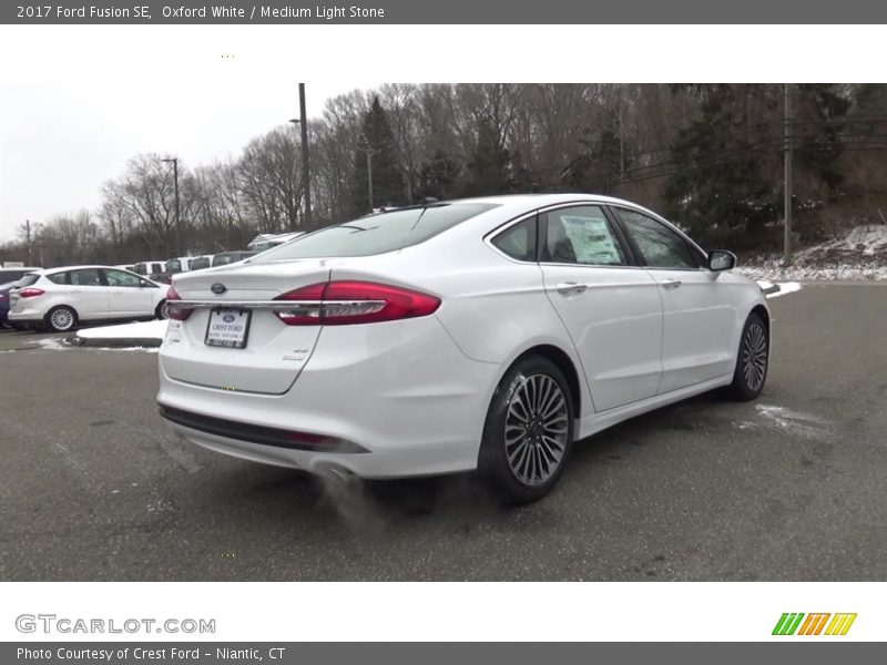 Oxford White / Medium Light Stone 2017 Ford Fusion SE