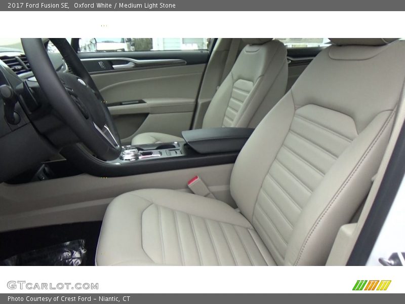 Oxford White / Medium Light Stone 2017 Ford Fusion SE