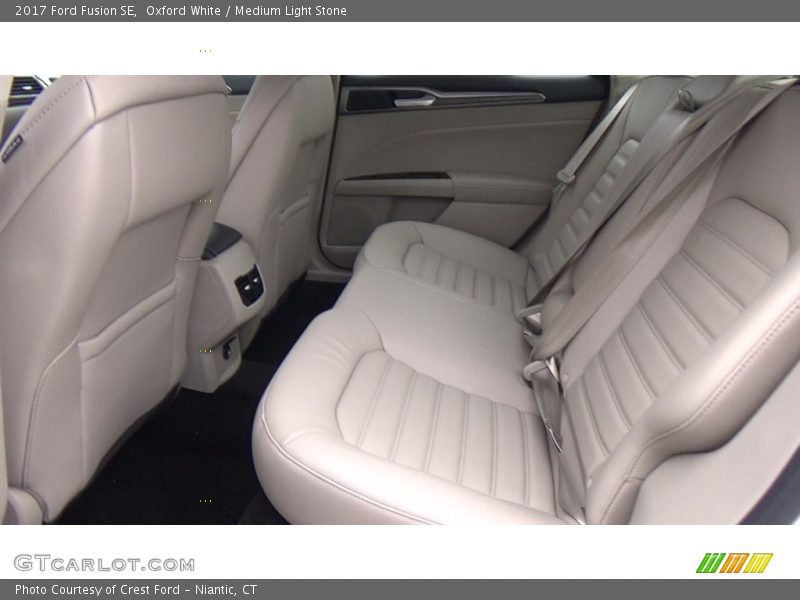 Oxford White / Medium Light Stone 2017 Ford Fusion SE