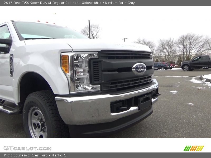 Oxford White / Medium Earth Gray 2017 Ford F350 Super Duty XL Regular Cab 4x4