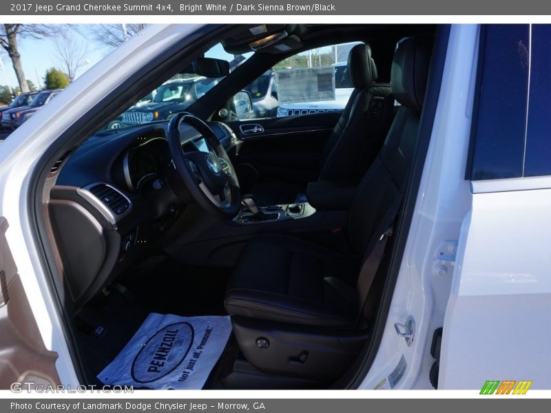 Bright White / Dark Sienna Brown/Black 2017 Jeep Grand Cherokee Summit 4x4