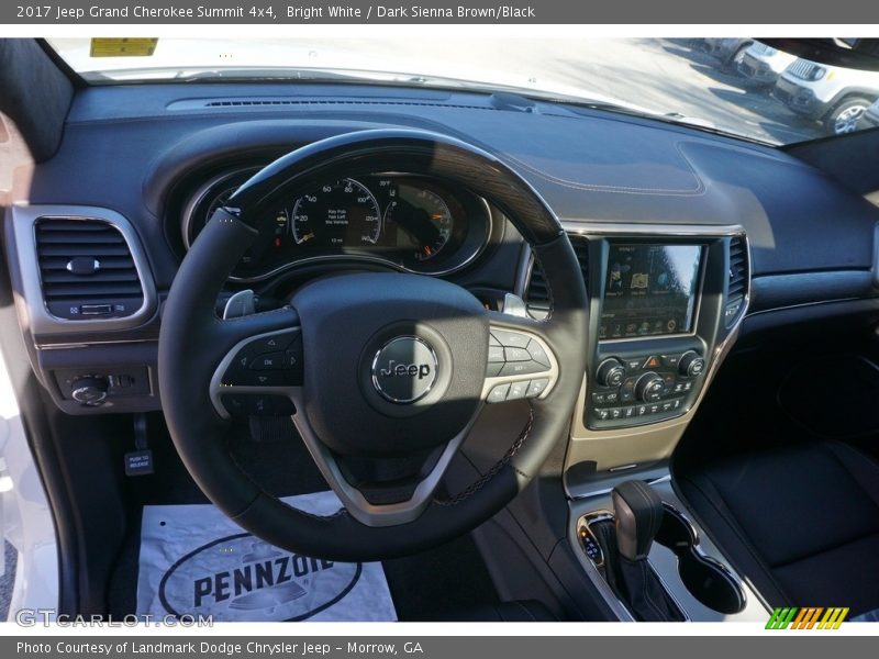 Bright White / Dark Sienna Brown/Black 2017 Jeep Grand Cherokee Summit 4x4