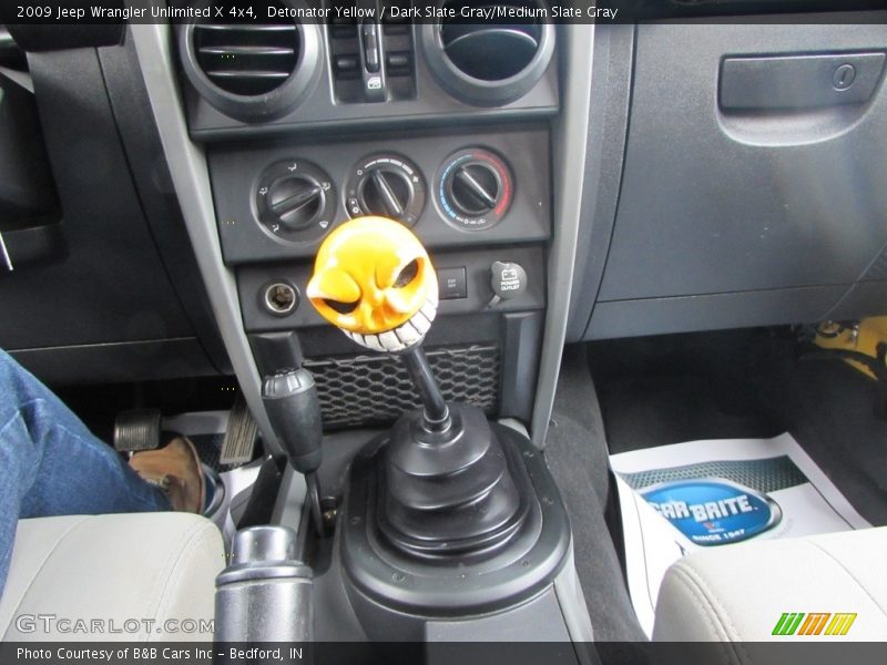 Detonator Yellow / Dark Slate Gray/Medium Slate Gray 2009 Jeep Wrangler Unlimited X 4x4
