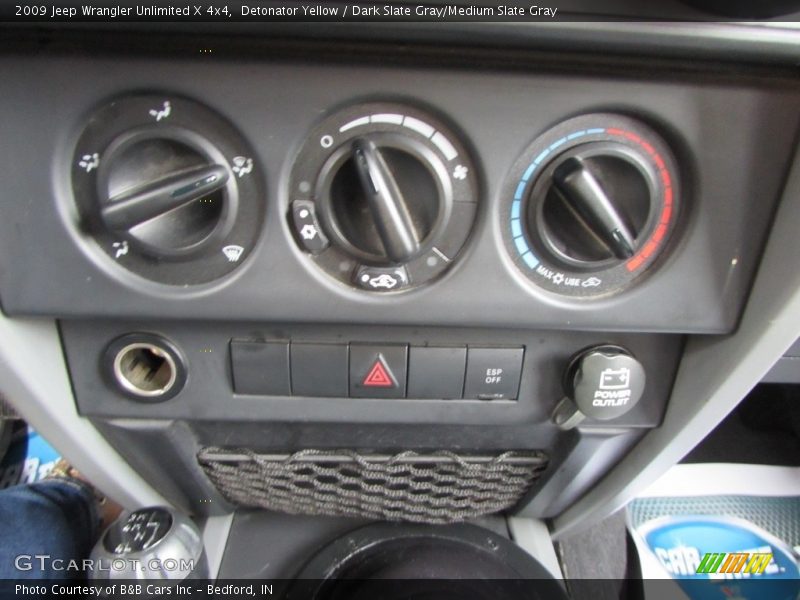 Detonator Yellow / Dark Slate Gray/Medium Slate Gray 2009 Jeep Wrangler Unlimited X 4x4