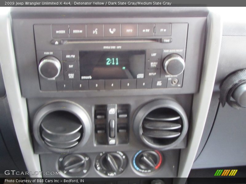 Detonator Yellow / Dark Slate Gray/Medium Slate Gray 2009 Jeep Wrangler Unlimited X 4x4