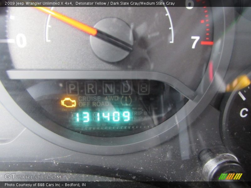 Detonator Yellow / Dark Slate Gray/Medium Slate Gray 2009 Jeep Wrangler Unlimited X 4x4