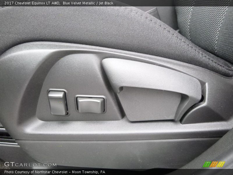 Blue Velvet Metallic / Jet Black 2017 Chevrolet Equinox LT AWD