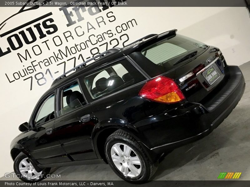 Obsidian Black Pearl / Off Black 2005 Subaru Outback 2.5i Wagon