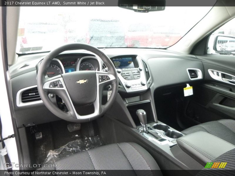 Summit White / Jet Black 2017 Chevrolet Equinox LT AWD