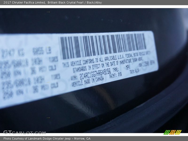 Brilliant Black Crystal Pearl / Black/Alloy 2017 Chrysler Pacifica Limited