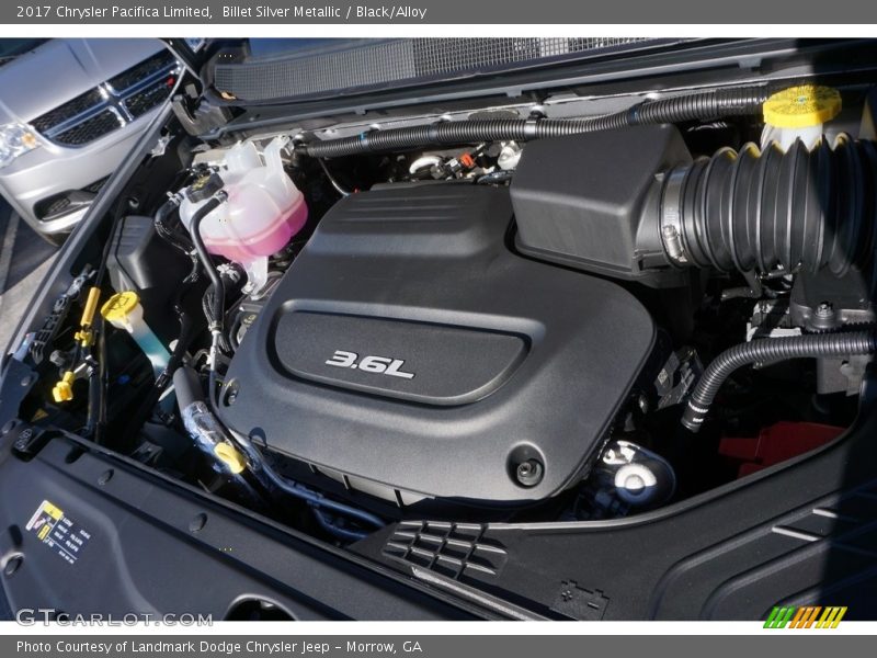 Billet Silver Metallic / Black/Alloy 2017 Chrysler Pacifica Limited