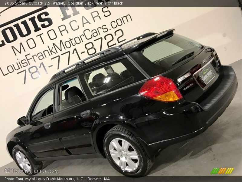 Obsidian Black Pearl / Off Black 2005 Subaru Outback 2.5i Wagon