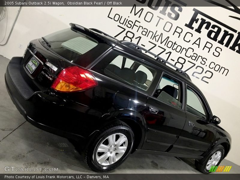 Obsidian Black Pearl / Off Black 2005 Subaru Outback 2.5i Wagon