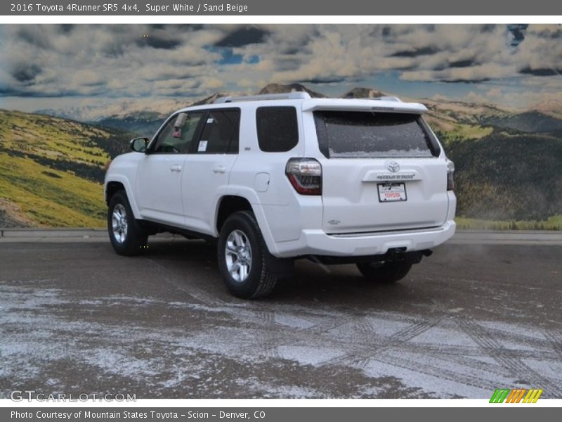 Super White / Sand Beige 2016 Toyota 4Runner SR5 4x4