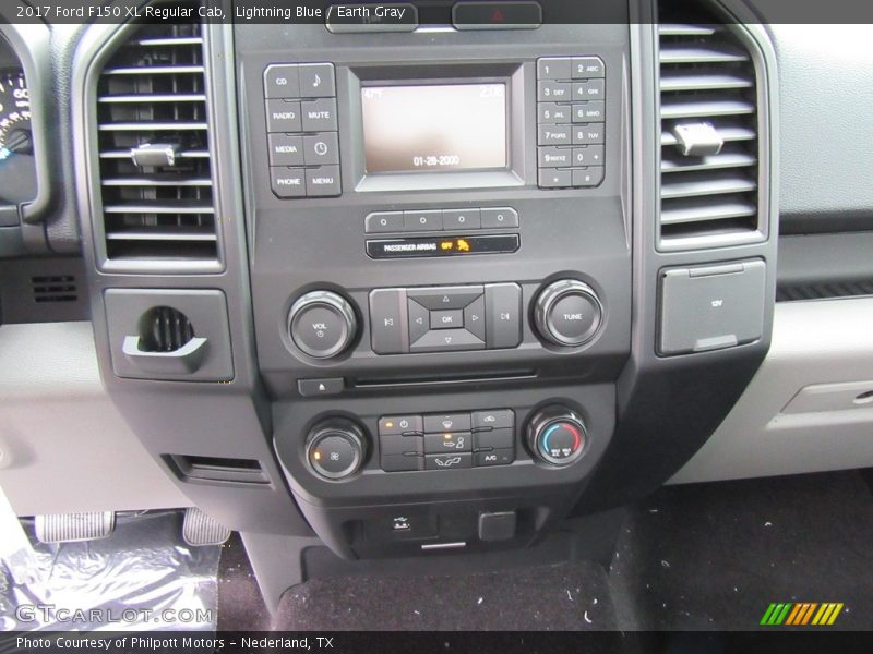 Lightning Blue / Earth Gray 2017 Ford F150 XL Regular Cab
