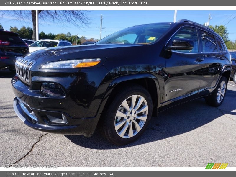 Brilliant Black Crystal Pearl / Black/Light Frost Beige 2016 Jeep Cherokee Overland