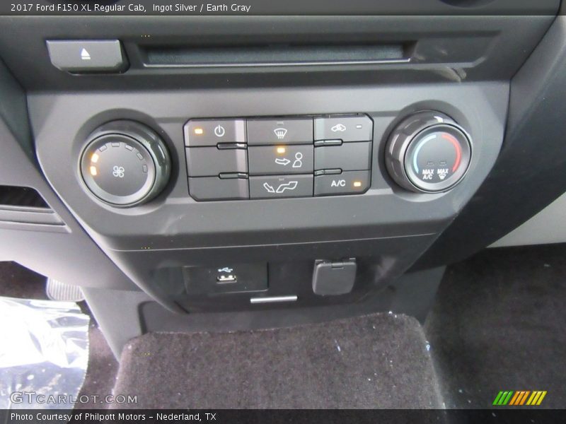 Ingot Silver / Earth Gray 2017 Ford F150 XL Regular Cab