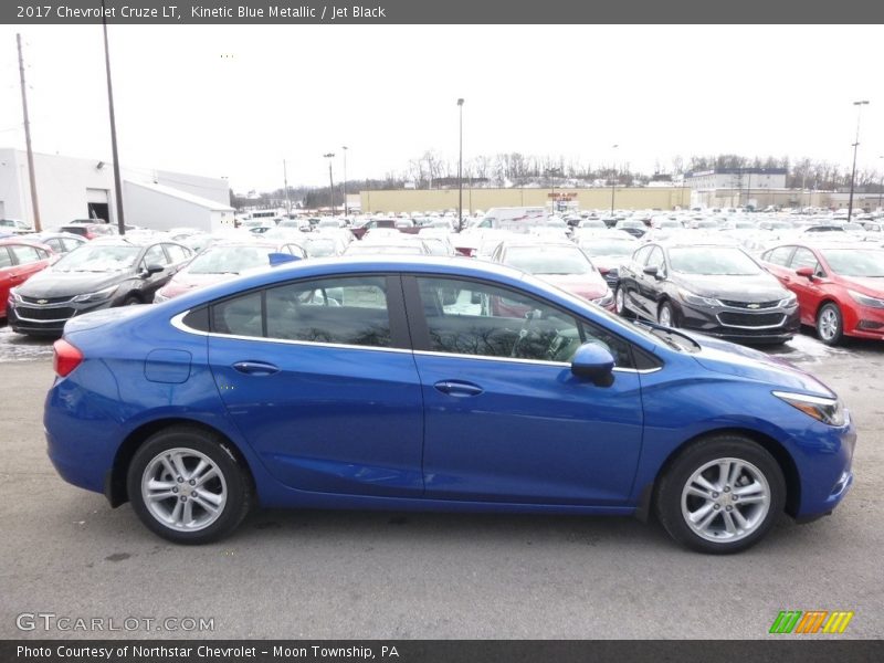 Kinetic Blue Metallic / Jet Black 2017 Chevrolet Cruze LT