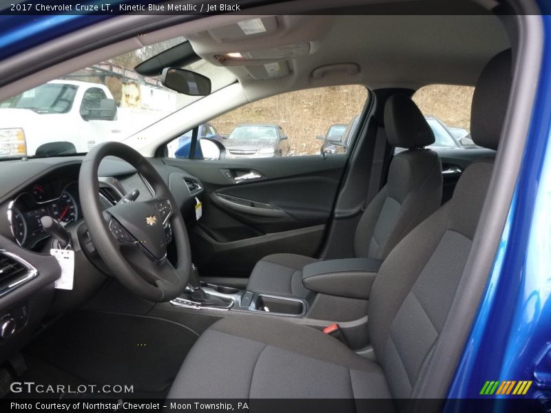 Kinetic Blue Metallic / Jet Black 2017 Chevrolet Cruze LT