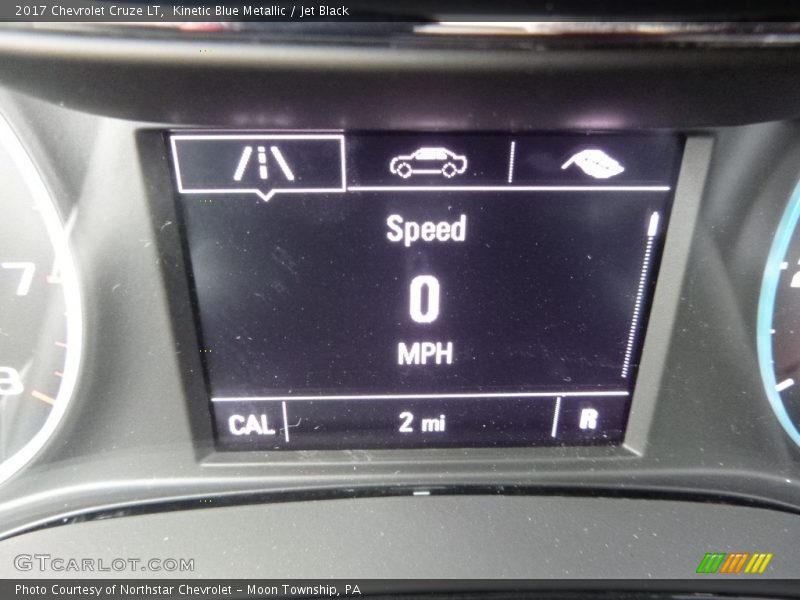Kinetic Blue Metallic / Jet Black 2017 Chevrolet Cruze LT