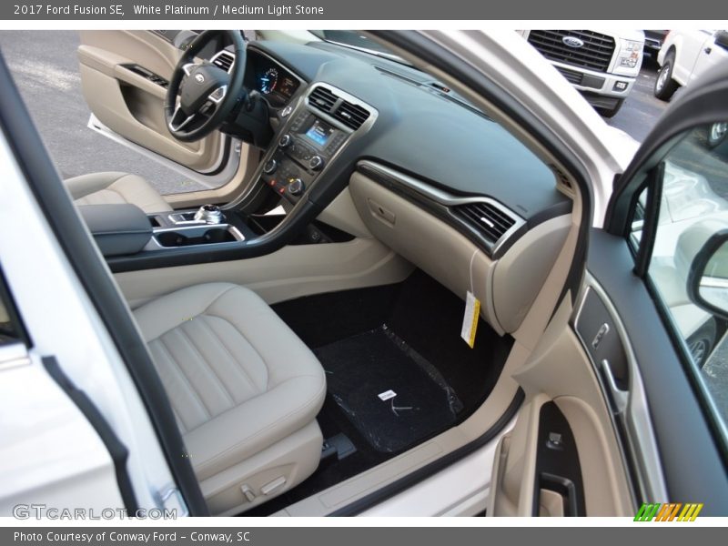 White Platinum / Medium Light Stone 2017 Ford Fusion SE