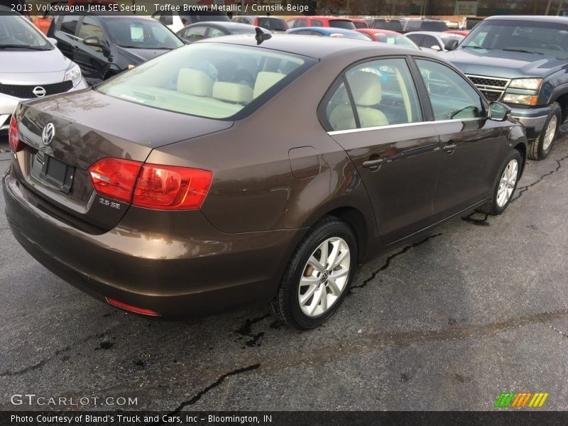 Toffee Brown Metallic / Cornsilk Beige 2013 Volkswagen Jetta SE Sedan