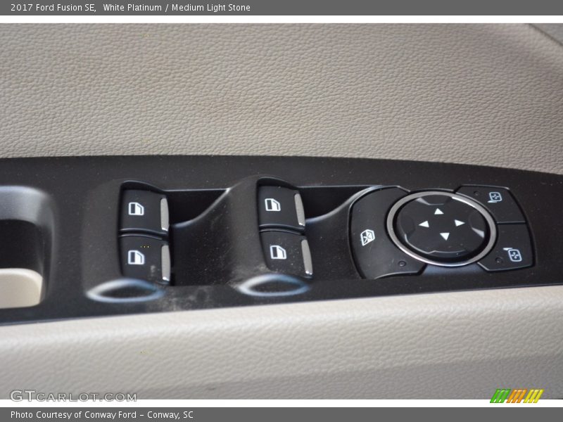 White Platinum / Medium Light Stone 2017 Ford Fusion SE