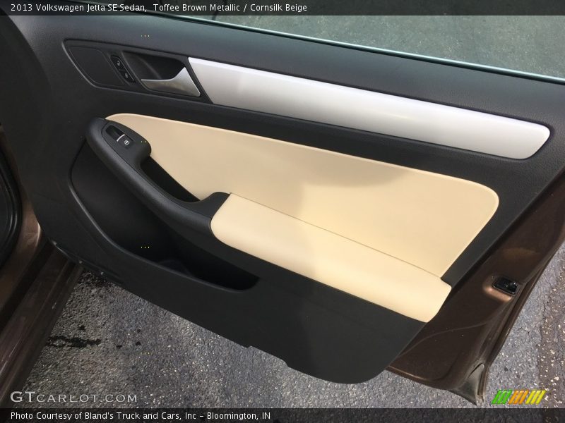 Toffee Brown Metallic / Cornsilk Beige 2013 Volkswagen Jetta SE Sedan