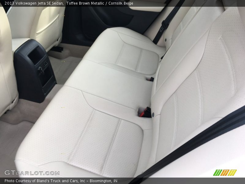 Toffee Brown Metallic / Cornsilk Beige 2013 Volkswagen Jetta SE Sedan