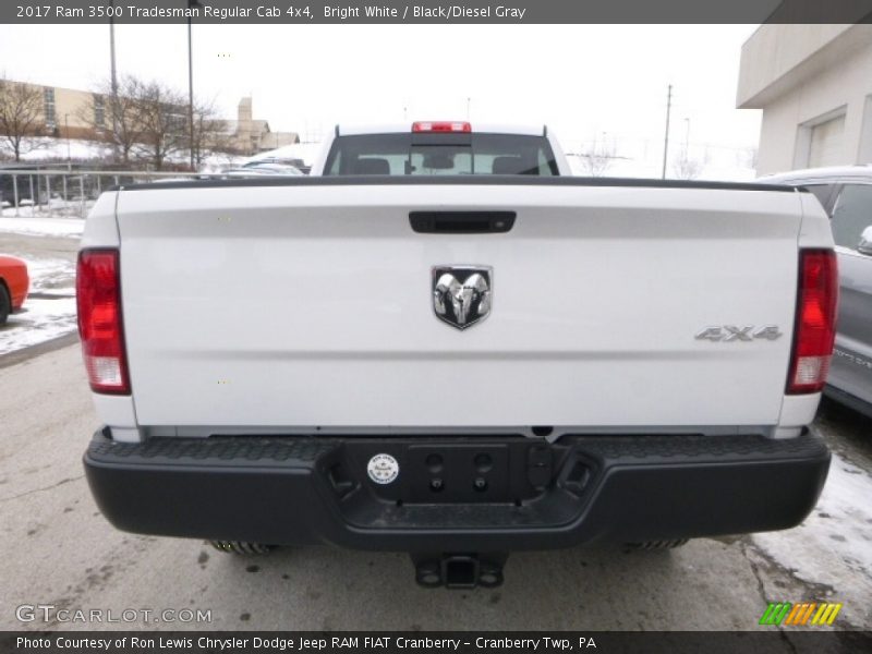 Bright White / Black/Diesel Gray 2017 Ram 3500 Tradesman Regular Cab 4x4