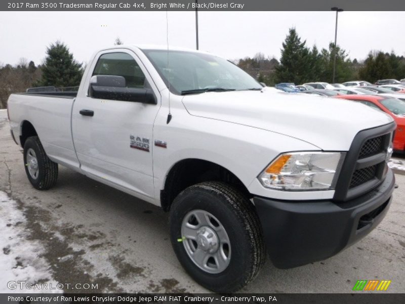 Front 3/4 View of 2017 3500 Tradesman Regular Cab 4x4