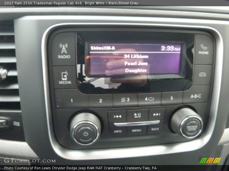Bright White / Black/Diesel Gray 2017 Ram 3500 Tradesman Regular Cab 4x4