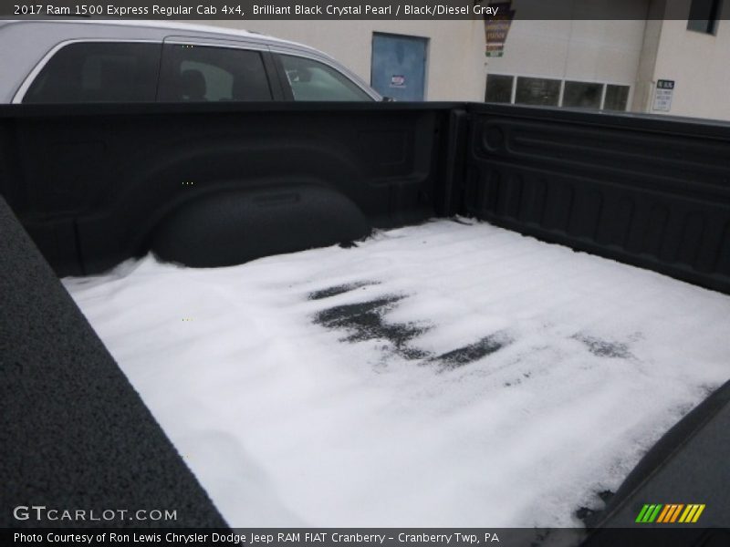 Brilliant Black Crystal Pearl / Black/Diesel Gray 2017 Ram 1500 Express Regular Cab 4x4