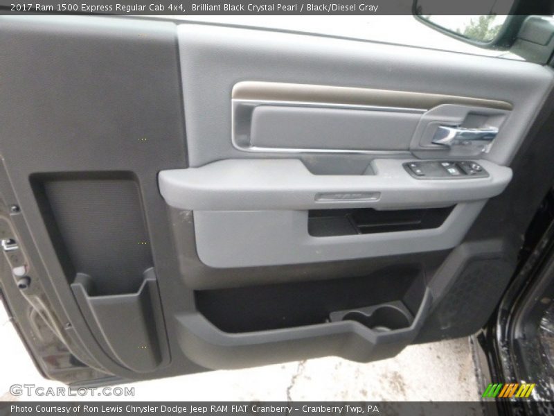 Brilliant Black Crystal Pearl / Black/Diesel Gray 2017 Ram 1500 Express Regular Cab 4x4