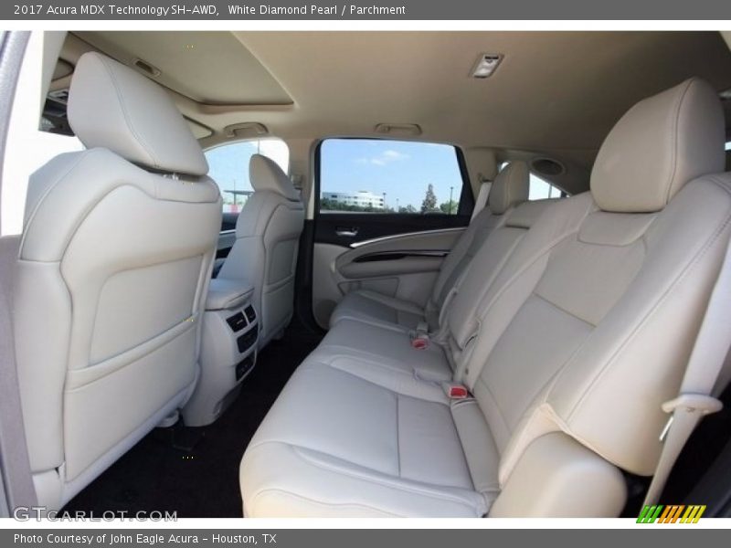 White Diamond Pearl / Parchment 2017 Acura MDX Technology SH-AWD