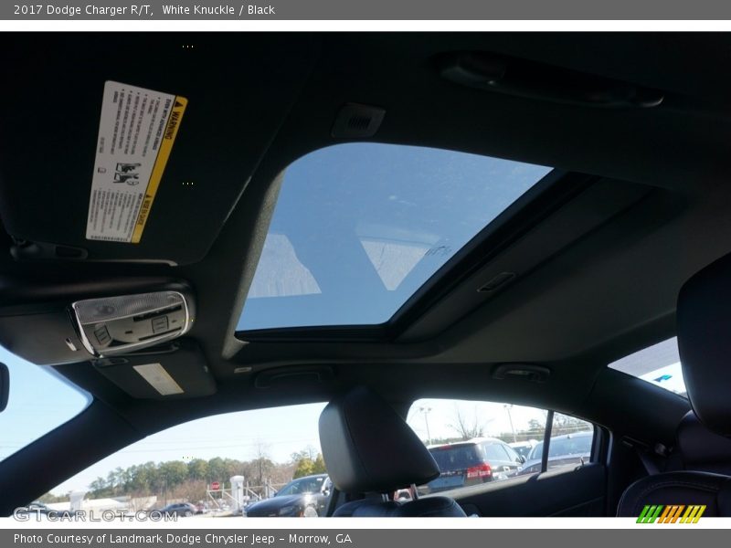 White Knuckle / Black 2017 Dodge Charger R/T