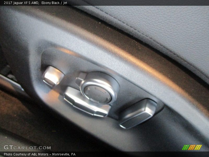 Ebony Black / Jet 2017 Jaguar XF S AWD