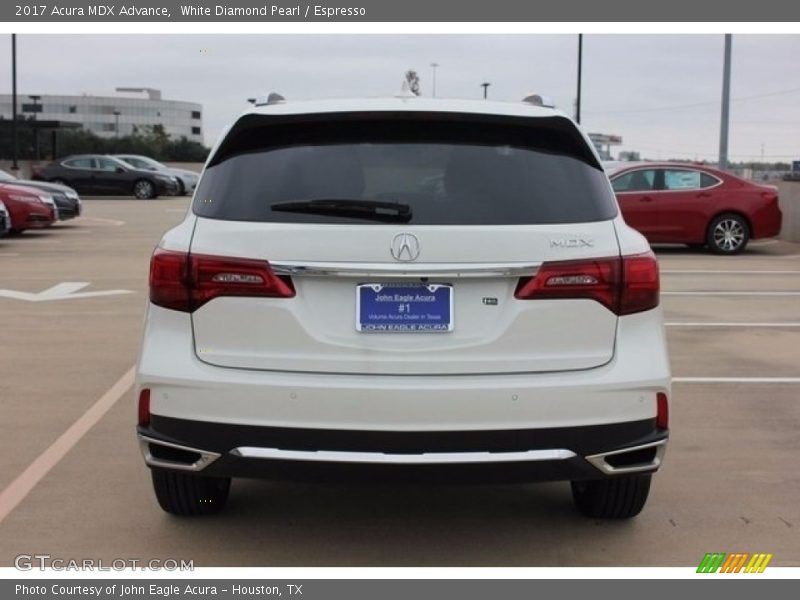 White Diamond Pearl / Espresso 2017 Acura MDX Advance