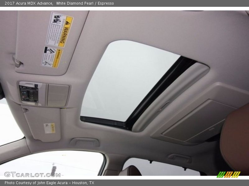 White Diamond Pearl / Espresso 2017 Acura MDX Advance