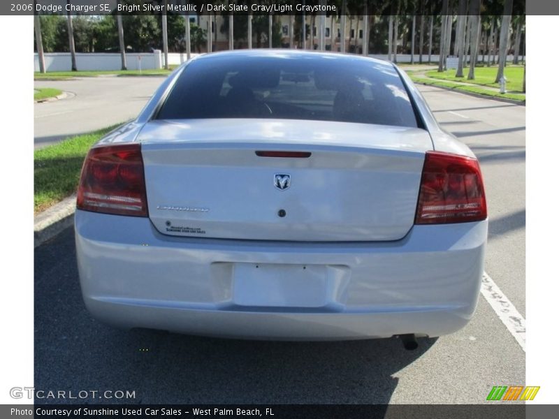 Bright Silver Metallic / Dark Slate Gray/Light Graystone 2006 Dodge Charger SE