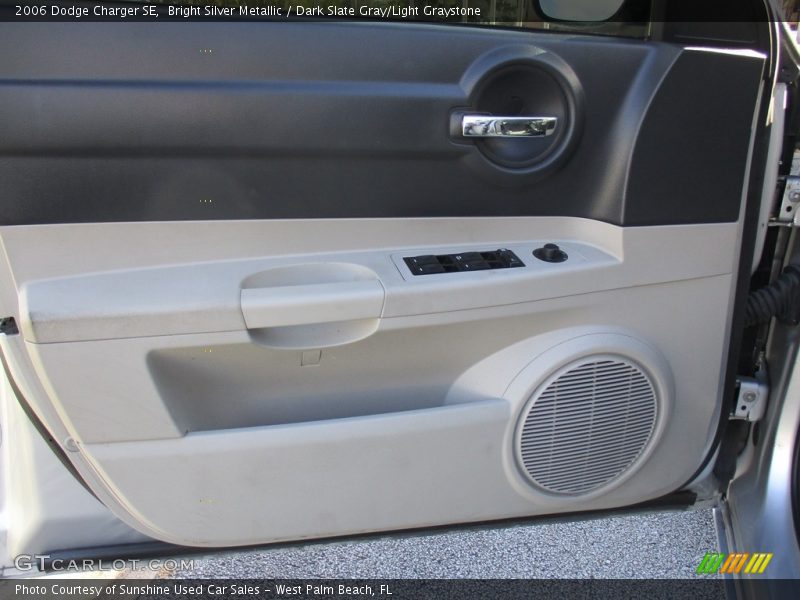 Bright Silver Metallic / Dark Slate Gray/Light Graystone 2006 Dodge Charger SE