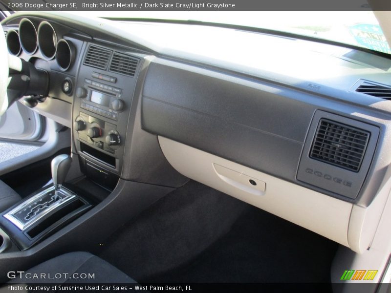 Bright Silver Metallic / Dark Slate Gray/Light Graystone 2006 Dodge Charger SE