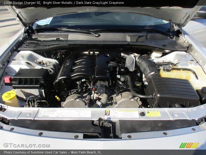 Bright Silver Metallic / Dark Slate Gray/Light Graystone 2006 Dodge Charger SE