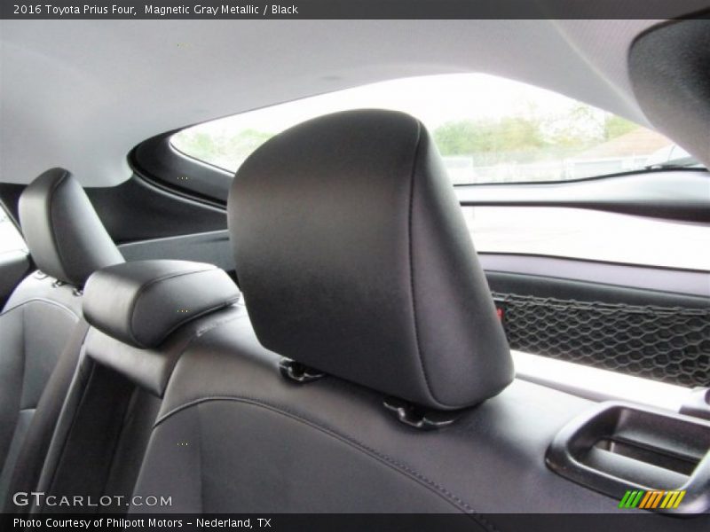 Magnetic Gray Metallic / Black 2016 Toyota Prius Four